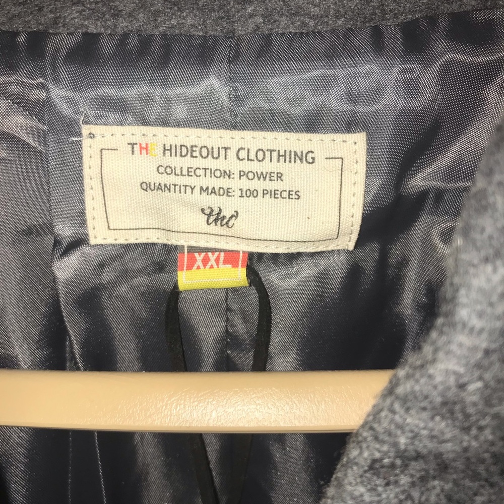Women’s Wool Winter Coat - Picture 8 of 15